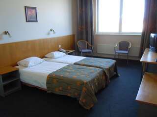 Отель Centrum Hotel Viljandi Вильянди Двухместный номер с 1 кроватью или 2 отдельными кроватями-3